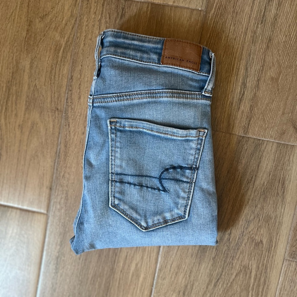 American Eagle High Rise Cropped Skinny Jeans